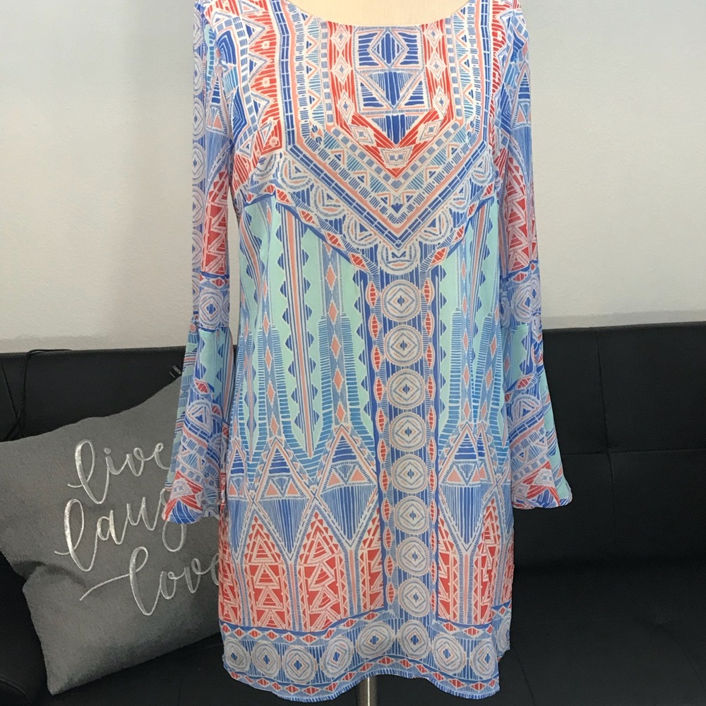 Love Zoe size medium retro styled dress.